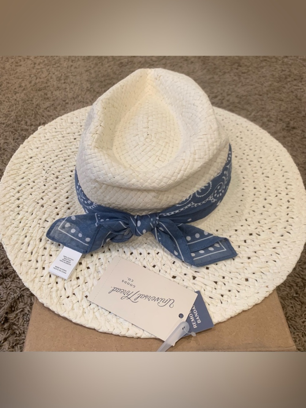 NWT Universal Thread White Straw Hat with Blue Bandana